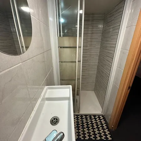 The Hipstel Parallel Апартаменты Барселона